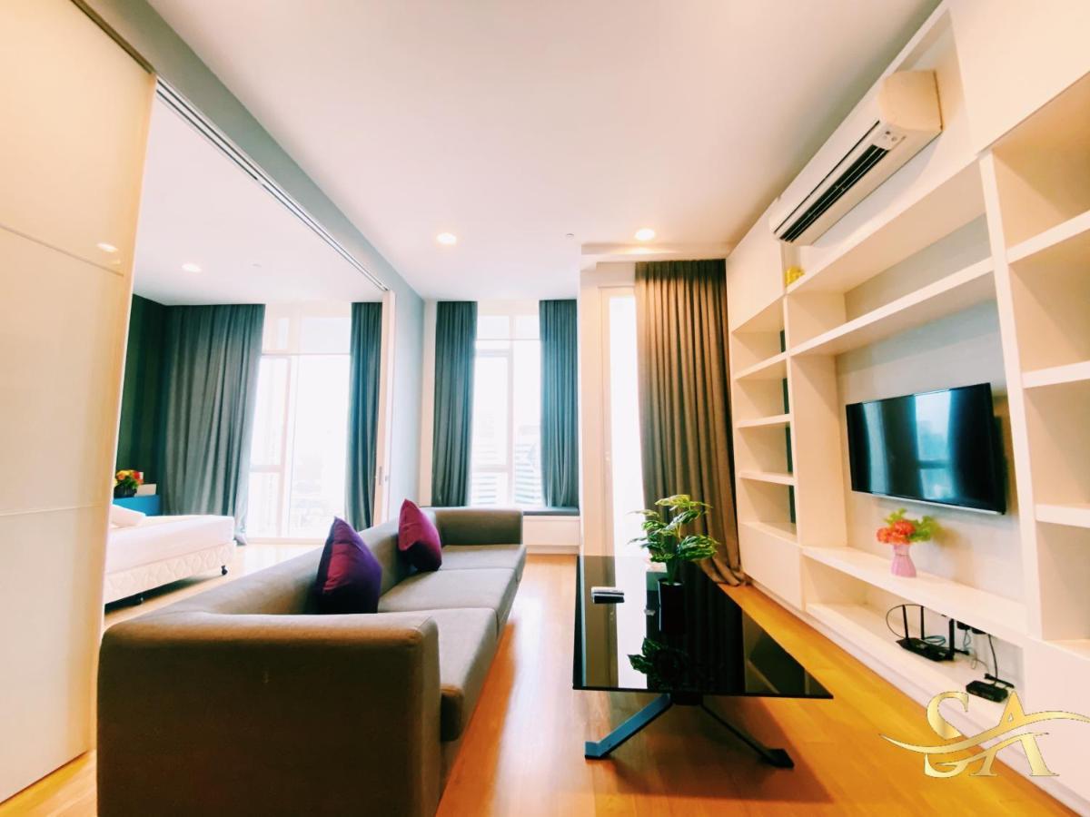 Queens Service Suites At Platinum Klcc Kuala Lumpur Exterior photo