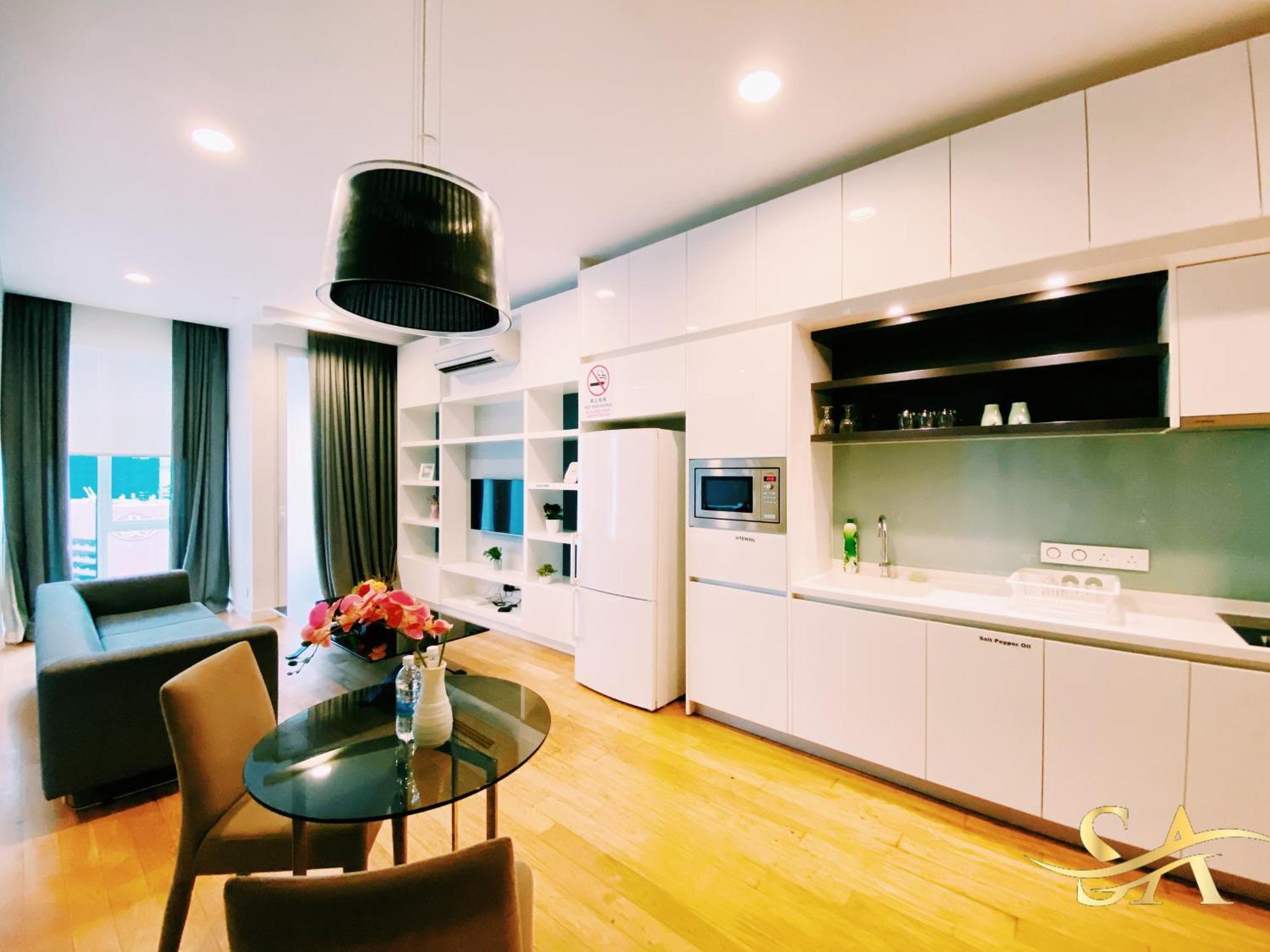 Queens Service Suites At Platinum Klcc Kuala Lumpur Exterior photo