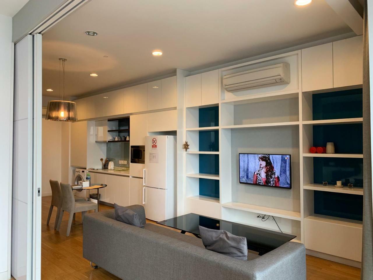 Queens Service Suites At Platinum Klcc Kuala Lumpur Exterior photo