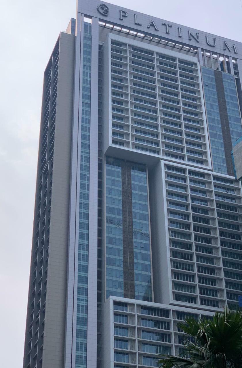 Queens Service Suites At Platinum Klcc Kuala Lumpur Exterior photo