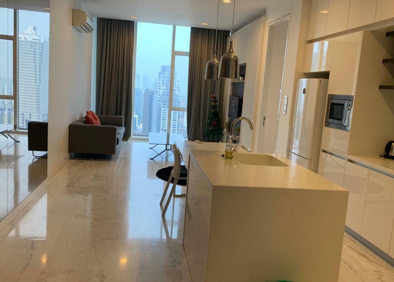 Queens Service Suites At Platinum Klcc Kuala Lumpur Exterior photo